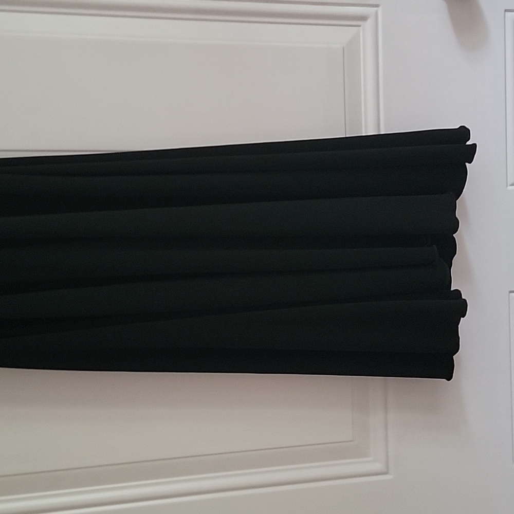 Little Black Dress - Picture 5 of 10